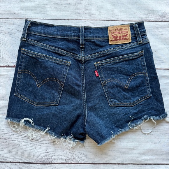Levi Ultra High Rise Shorts Sz 29 - Picture 6 of 7